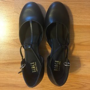 Bloch Character Shoes